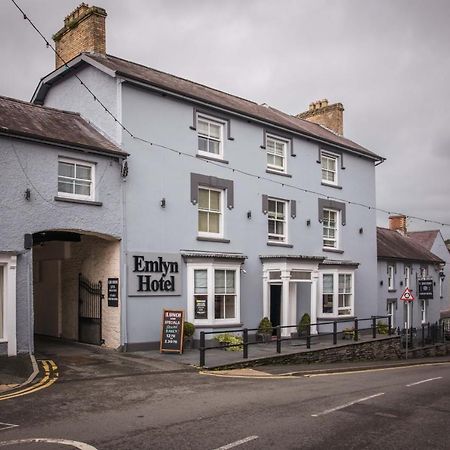 Gwesty'R Emlyn Hotel 뉴캐슬에믈린 외부 사진