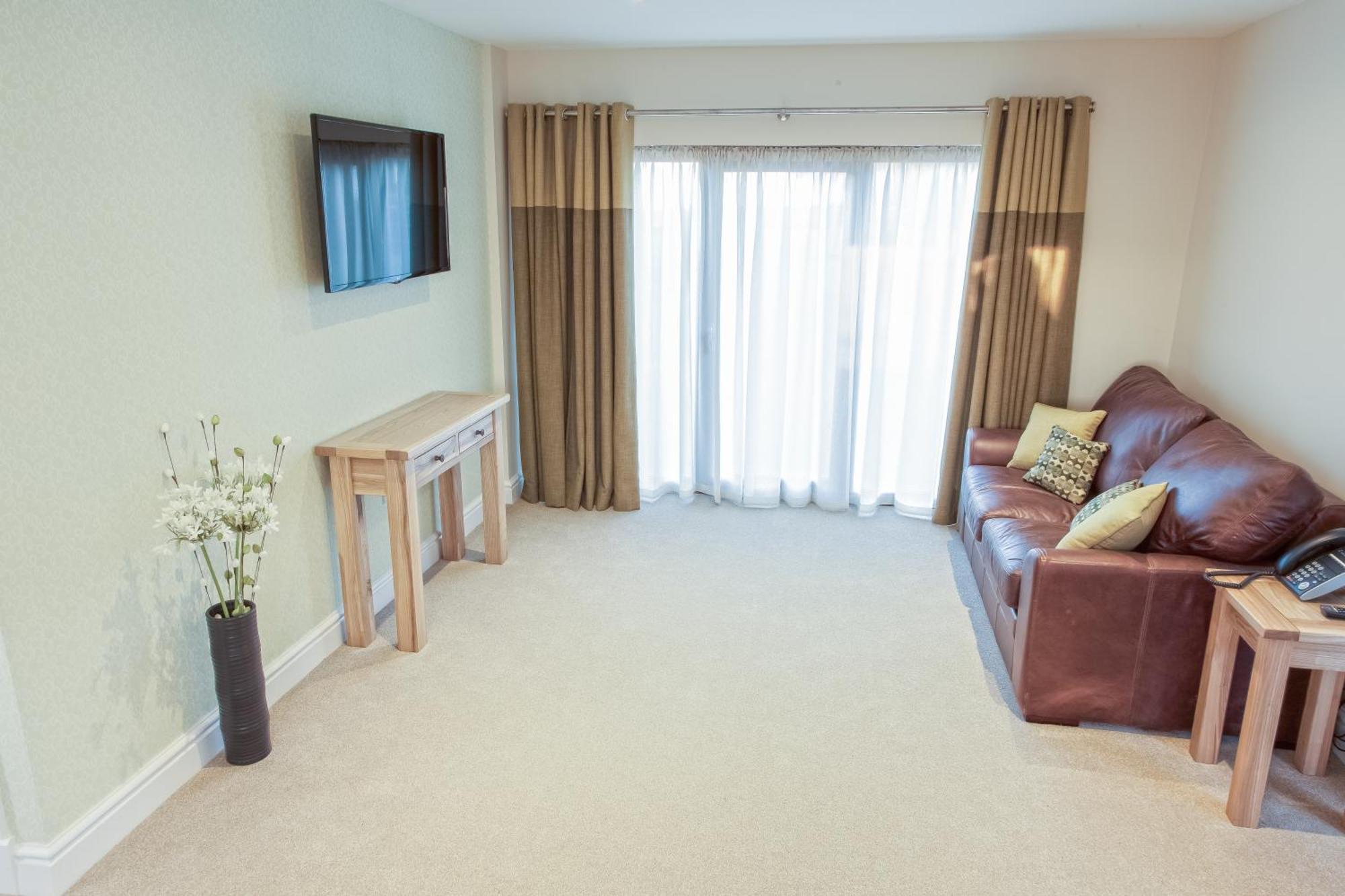 Gwesty'R Emlyn Hotel 뉴캐슬에믈린 객실 사진