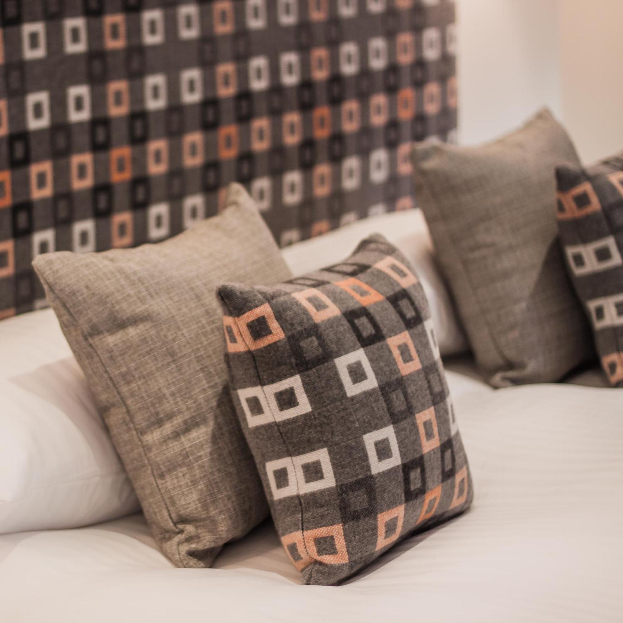 Gwesty'R Emlyn Hotel 뉴캐슬에믈린 객실 사진