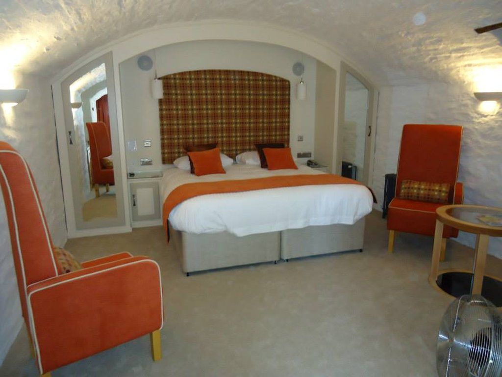 Gwesty'R Emlyn Hotel 뉴캐슬에믈린 외부 사진