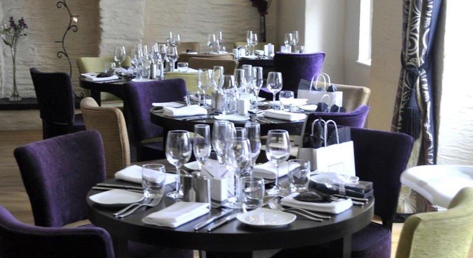 Gwesty'R Emlyn Hotel 뉴캐슬에믈린 외부 사진